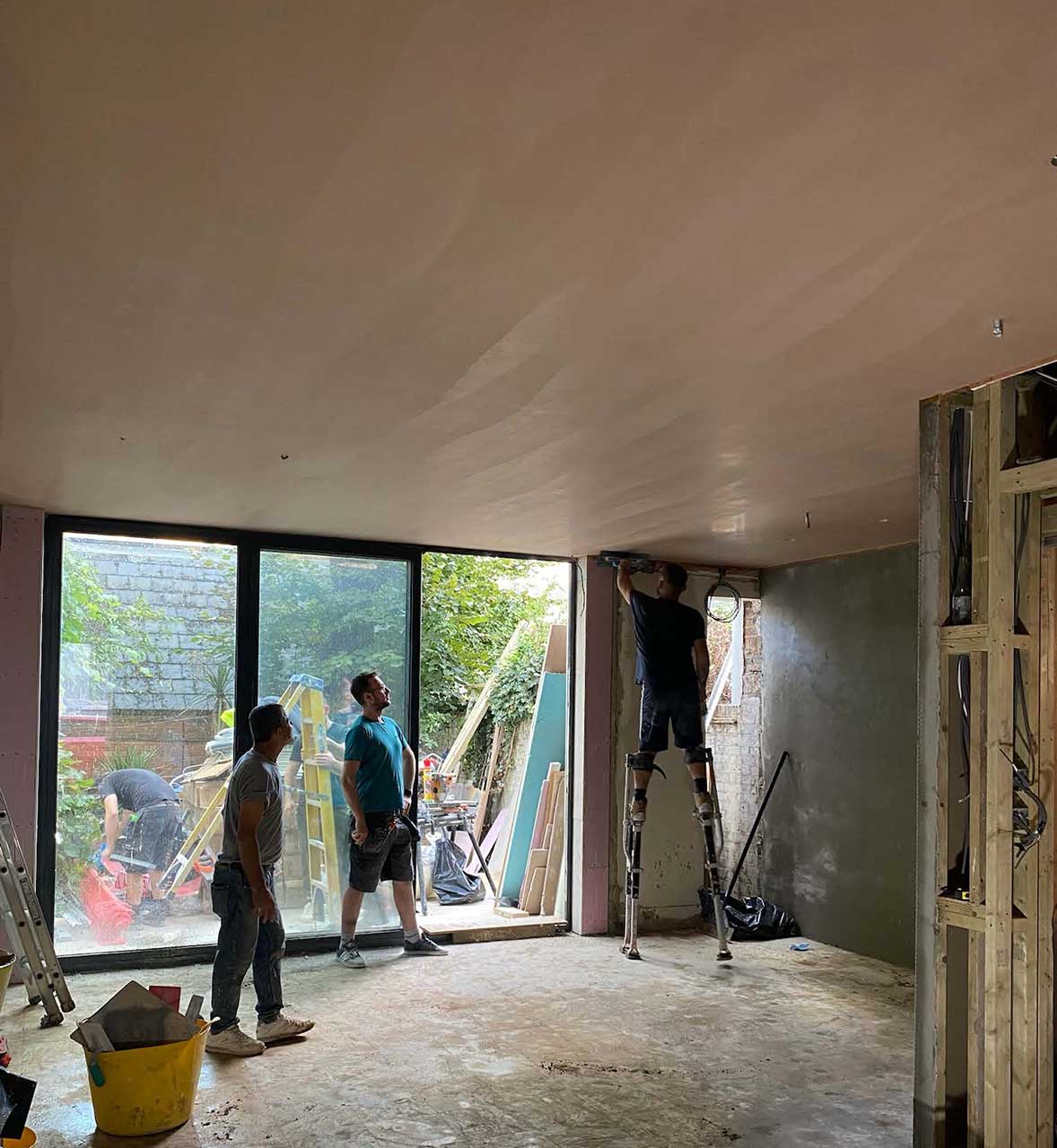 MYKONOS plastering specialist producing smooth wall finish